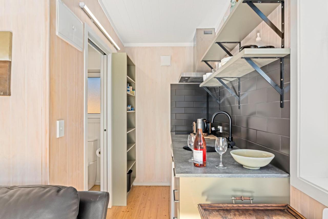 Lagoon Huts - Albert Town Holiday Unit Villa Wanaka Eksteriør billede